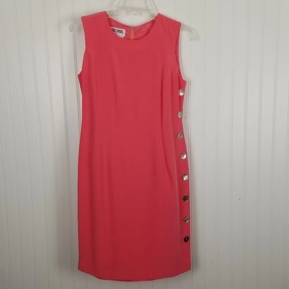 Maggy London Petites Silk Sleeveless Dress Fitted Knee Length Salmon MOP Size 2